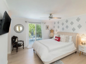 3922 Alexander St Home 4 Bedrooms 3 Bathrooms Home