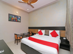 Capital O 29029 RC Hotel