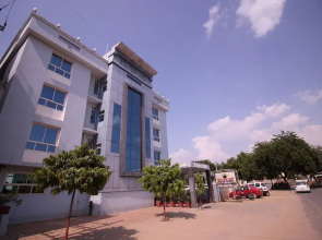 OYO 8177 Hotel Silver Oak