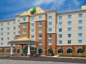 Holiday Inn Express Hotel & Suites CLARINGTON - BOWMANVILLE by IHG