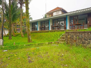 Hotel O Lembah Nyiur
