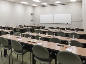 Ramada Plaza by Wyndham Albany