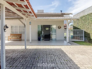 5BR House w/ Gourmet Area 400m From Beach Rfi0316