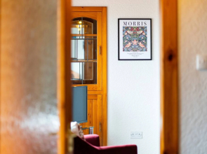 Bellrock View - Traditional Coastal Retreat