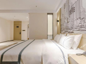 Nanjiang Express Hotel (Sihui Nanjiang Industrial Park)