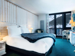 Lake Hotel Courchevel 1850