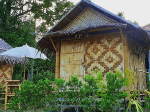 Samui Caravans Hill Camp