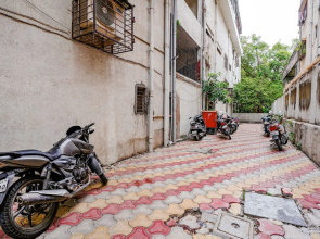 Fabhotel Bhakti Sankul