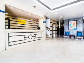FabHotel Model Town Heights