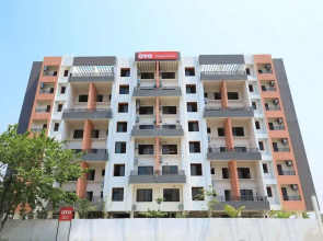 Oyo Flagship 35716 Classic