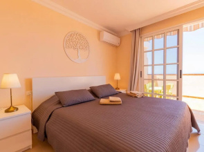 Oceanview Penthouse With Jacuzzi by DreamHomesTenerife
