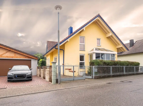 Awad‘s White Apartment