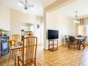 Ortansia House Near the Sea