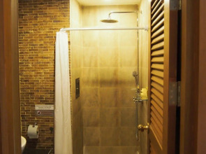 Renoir boutique hotel