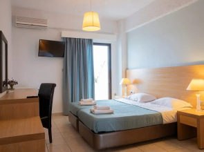 OCEANA Beach Hotel