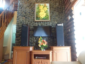 Villa Kota Bunga Camelia