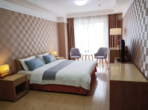 Dalian Yifan Apartment