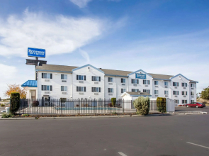 Rodeway Inn & Suites Nampa