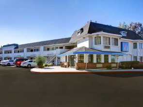 Motel 6 Fremont, CA - North