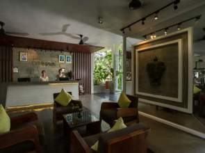 Lynnaya Urban River Resort