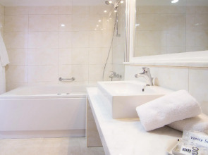 Kresten Royal Euphoria Resort