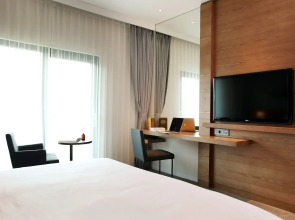 The Suites Hotel Jeju