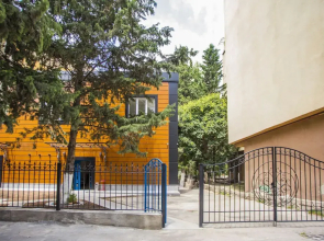 Tbilisi Blue Doors Hostel & Hotel