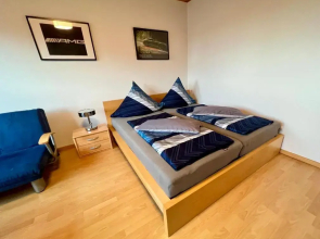 Ferienwohnung 75m² Terrasse Parkplatz WallBox Nürburgring