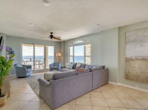 Perdido Key Condo w/ Ocean-view Balcony!