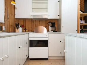 6 Person Holiday Home in Farvang