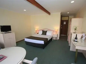 Comfort Inn William Macintosh