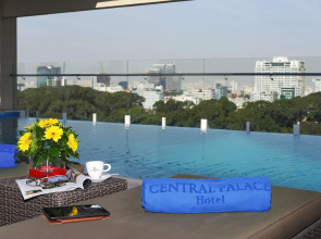 Central Palace Hotel