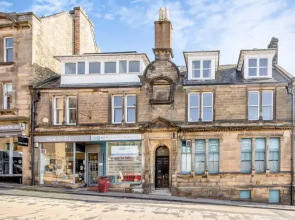 Carvetii - Edward House B - 2 Dbl bed 1st floor flat