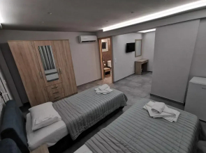 3 Island View Hotel