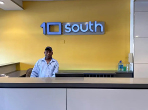 Durban Beach Front 10 South Apartment 904