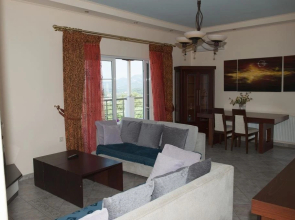 Aliki Apartment