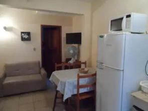 APTOS FAMILIA com AR CONDICIONADO UBATUBA Praia Pereque Acu