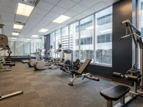 Bold Cozysuites W/Pool, Gym, Roof #10