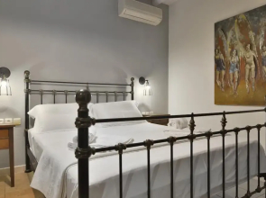 Niriides Luxury Living