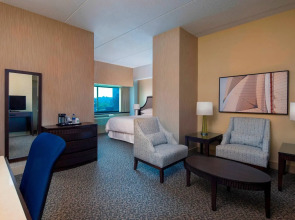 Sheraton Lincoln Harbor Hotel