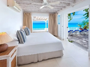 Easy Reach by Blue Sky Luxury