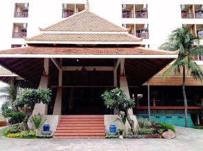 Phuphaya Resort Pattaya