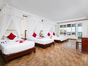 Rock Water Bay Beach Resort & Spa