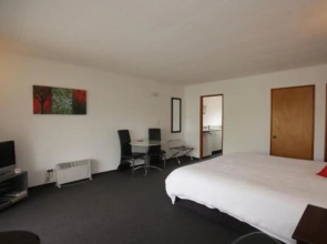 Kings Gate Motel