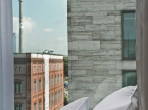 Отель Arcotel John F 