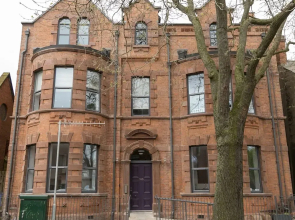 Holiday Rentals Ni-the Avenue Two