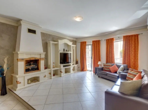 Charming Apartment in Qawra