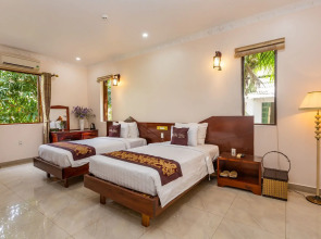 Phu Van Resort & Spa