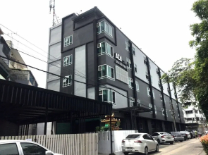 Ada Apartment