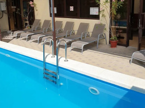 Бриз Family Hotel